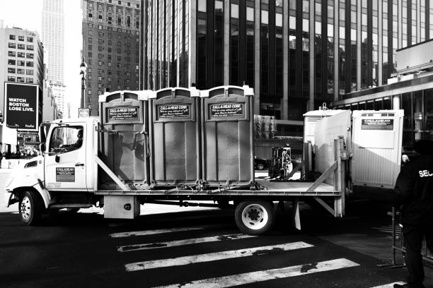 Best Portable restroom trailer rental  in Del Rey, CA